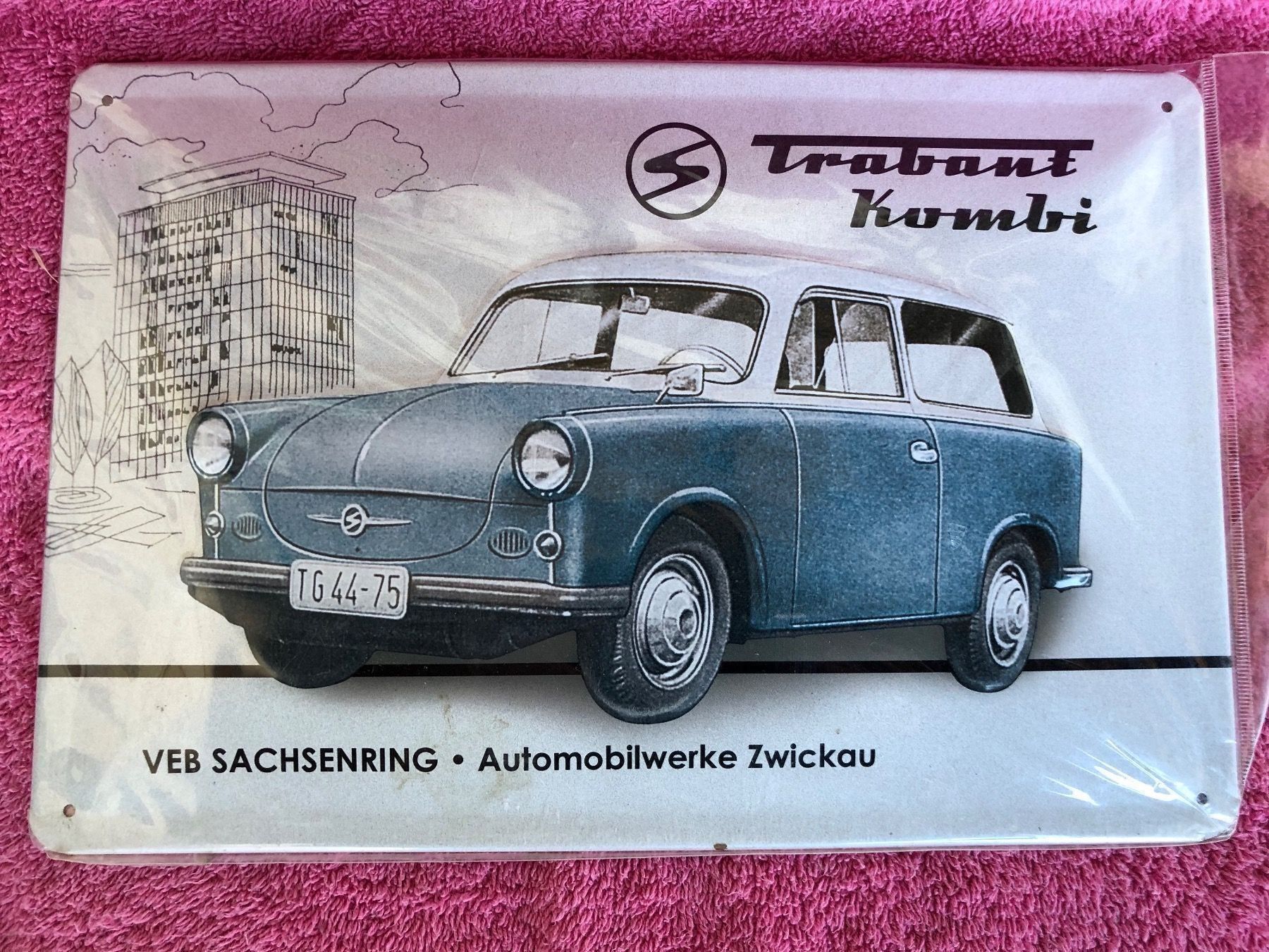 Insegne: Trabant kombi Oldtimer classic ddr ost – Nuovo (secondo la descrizione) da Reinach AG venduto da rares75