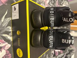 Buffalo baskets noires,neuves, pointure 38