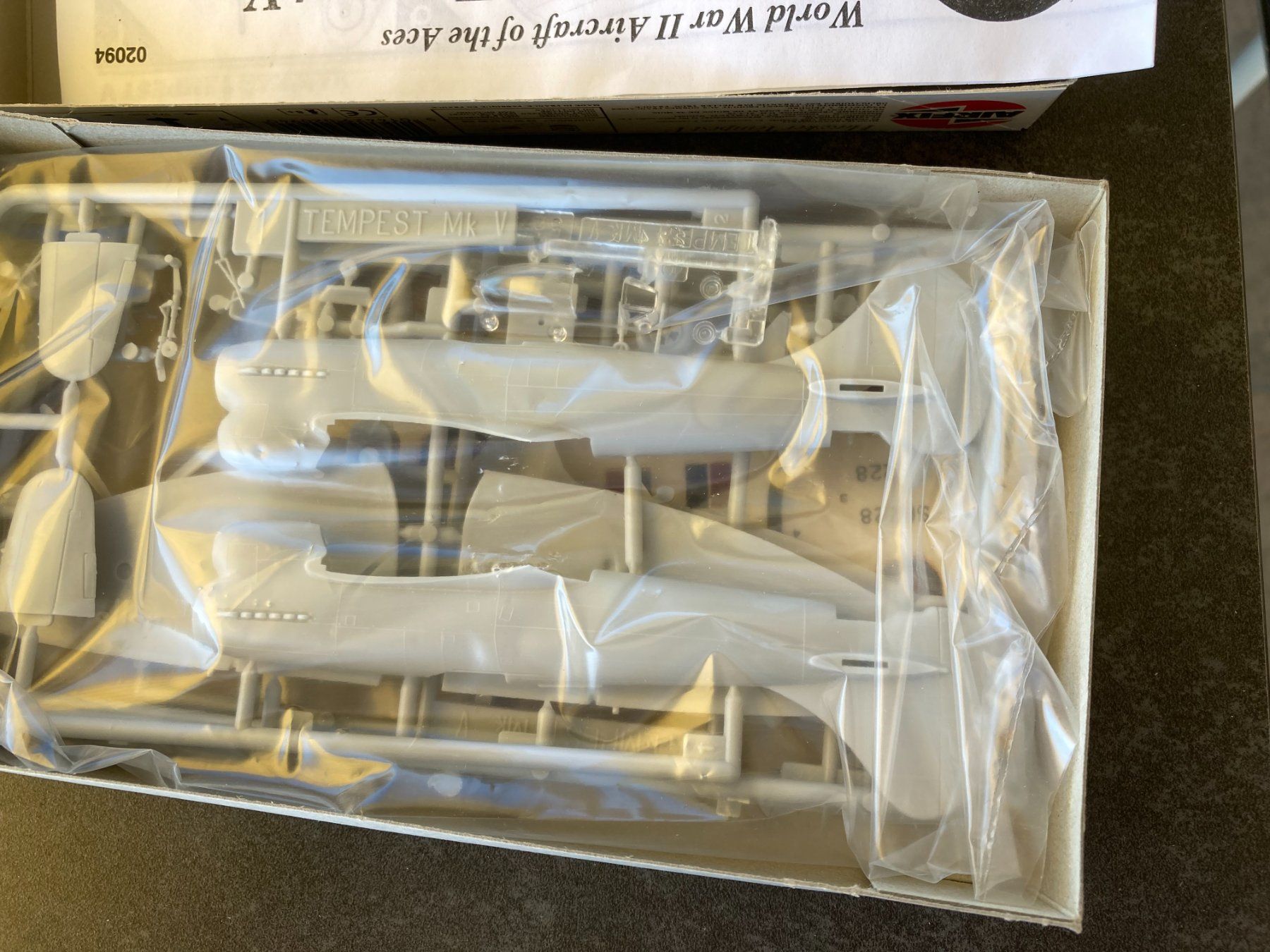 Airfix Modellbausätze & Standmodelle: VINTAGE: Airfix Hawker Tempest V 1/72 – Gebraucht aus Höri von Treblink 1