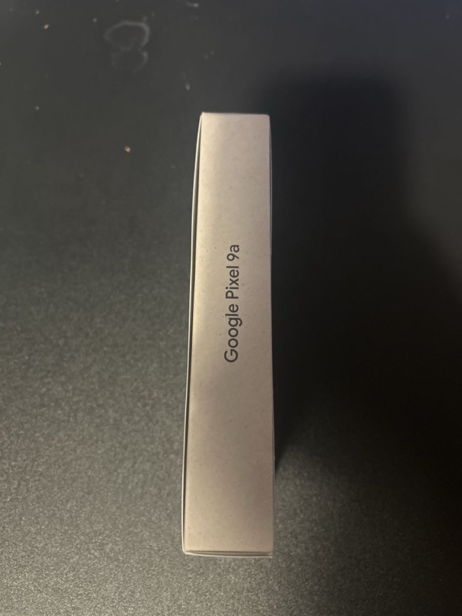 Google Handys / Smartphones: Google Pixel 9a Smartphone - New in Box - iris  Color way – Neu und originalverpackt aus Glattbrugg von suz_8xg5 1