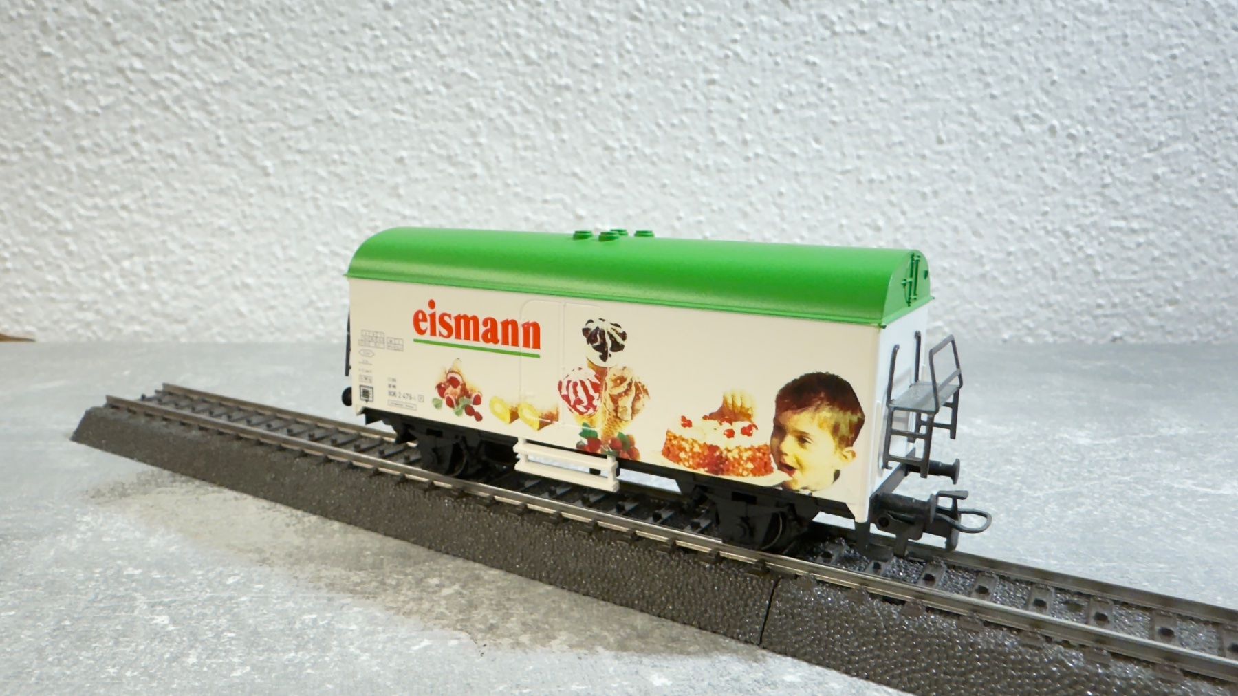 Märklin Modellini di ferrovie: Märklin Eismann Güterwagen H0 / AC – Usato da Windlach venduto da Kelebra 7