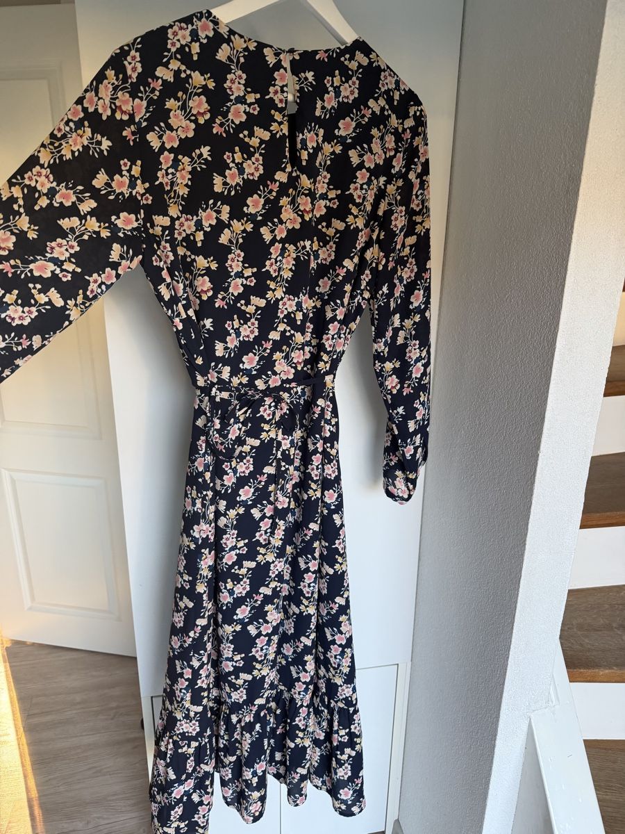 Vila Vestiti: Kleid Vila neuwertig  – Nuovo (secondo la descrizione) da Möhlin venduto da mar_k5wf 3