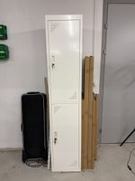 Spint / Garderobenschrank - top Zustand