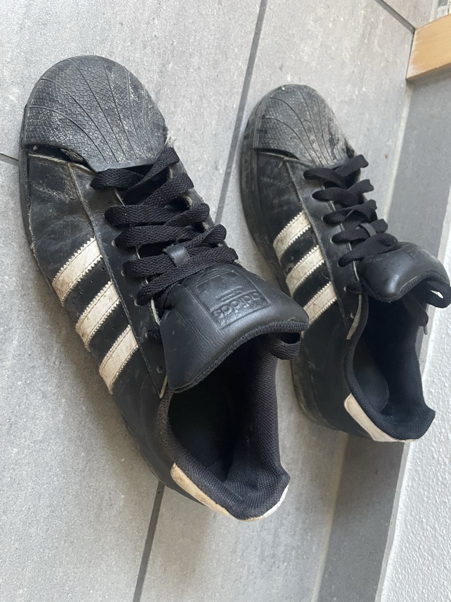 Adidas Scarpe da uomo: Adidas Superstar 44 2/3 – Usato da Bürglen UR venduto da Uri2019