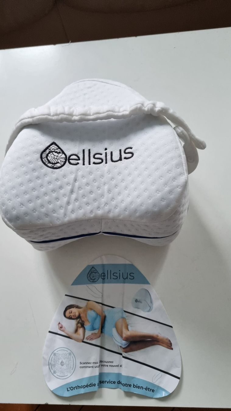 Cuscini: coussin orthopédique genoux  CELLSIUS – Usato da La Chaux-de-Fonds venduto da mikilo1