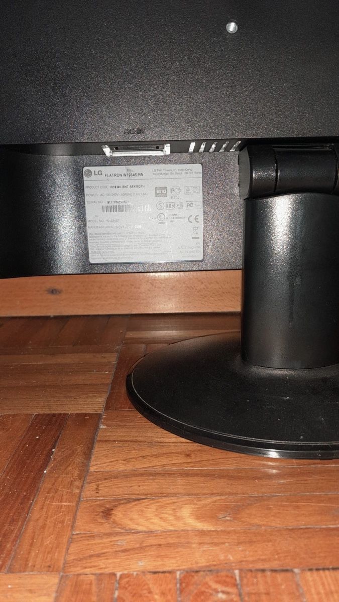 LG Monitor: Bildschirm LG Flatron – Usato da Staad SG venduto da mik_9q78 3