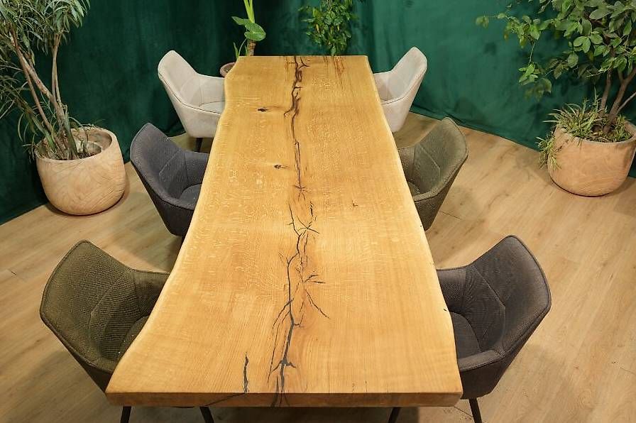 Tavoli: Eichenesstisch – Usato da Walchwil venduto da Swissdesign_Haag