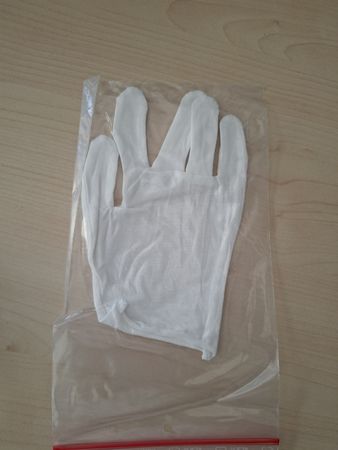 Handschuhe aus Baumwolle