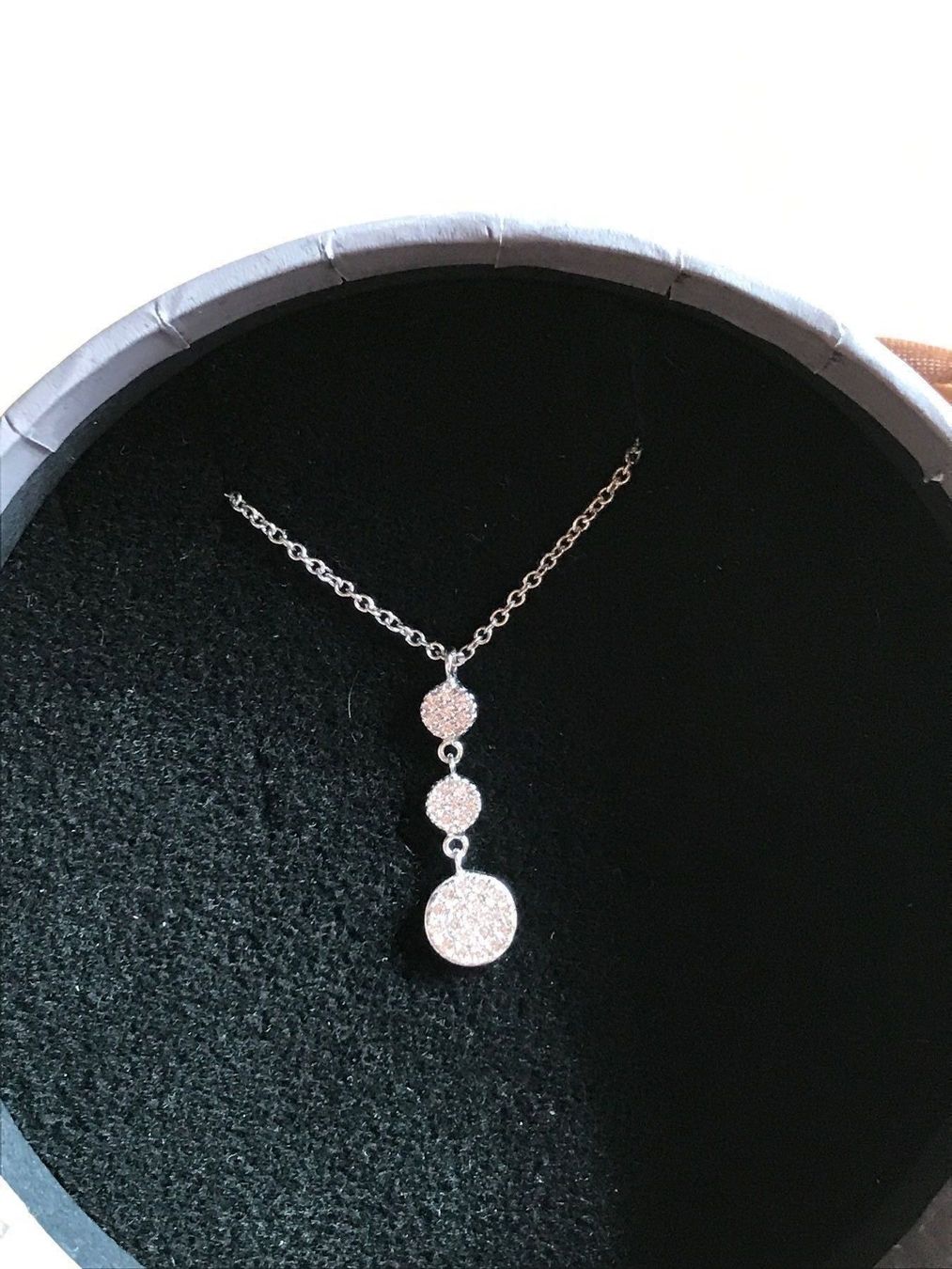 Ketten: Weissgold collier mit Anhänger 18K – Neu und originalverpackt aus Pieterlen von Ksenia3003 2