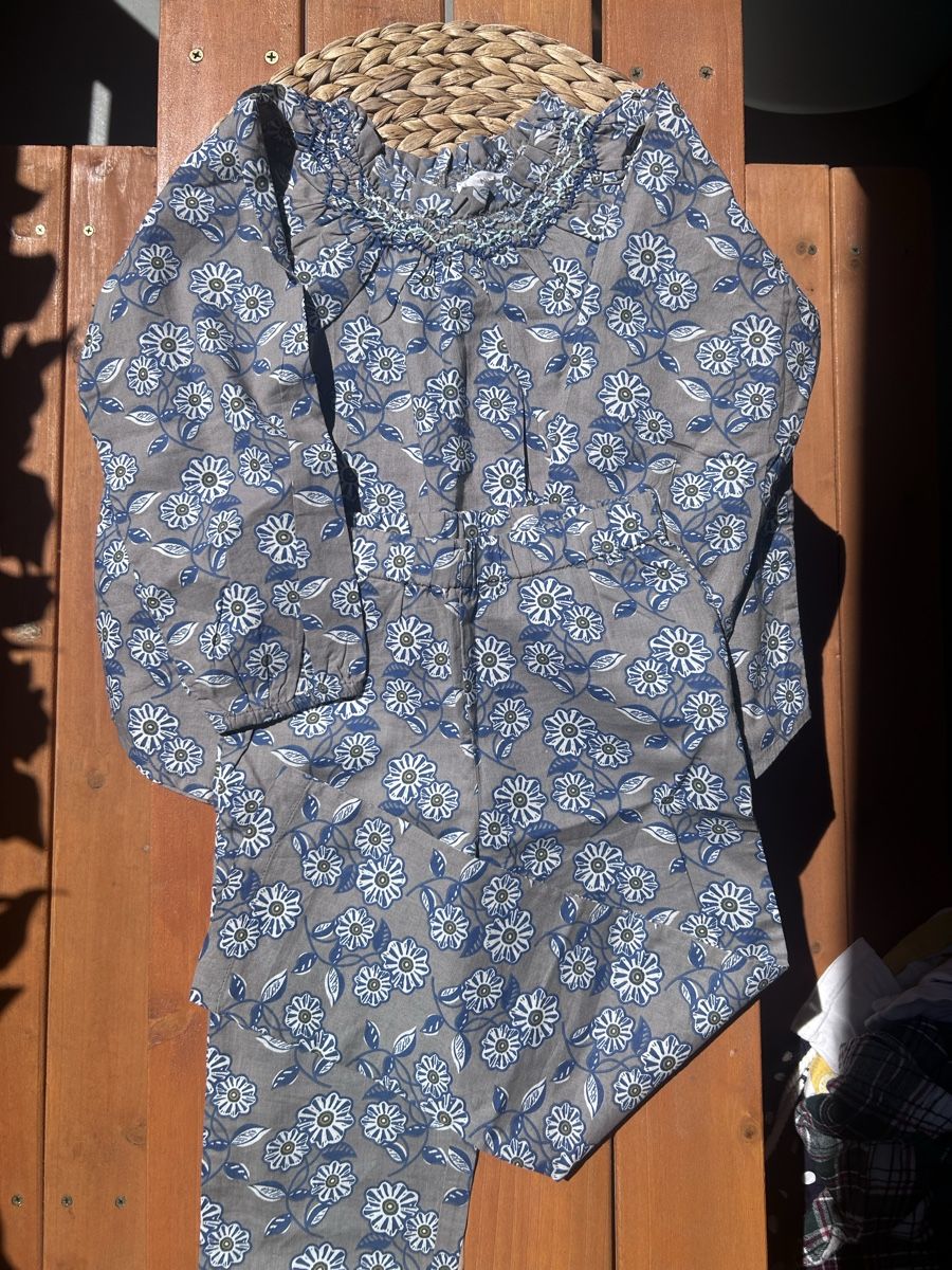 Mango Kleiderpakete & -sets: Ensemble NEUF, Mango fleuri fille, taille 4 ans! – Neu (gemäss Beschreibung) aus Carouge GE von Emilynette 4