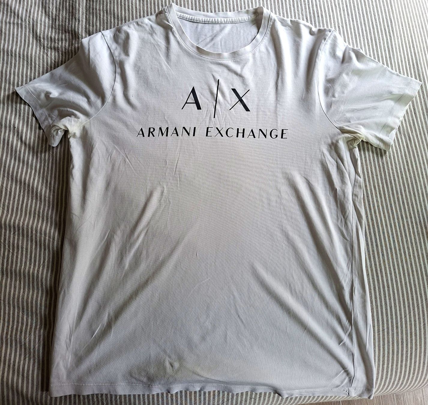 Armani T-shirt: Armani Exchange T-shirt – Usato da Morges venduto da Sakpen