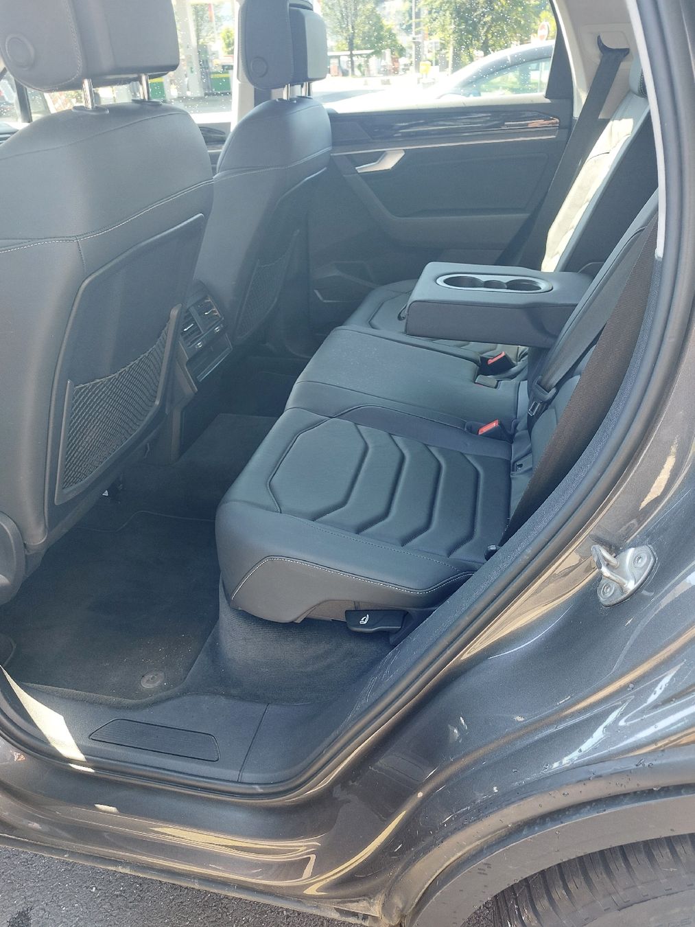 VW Automobili: VW Touareg 3.0 TDI – Usato da Emmenbrücke venduto da bobi017 7