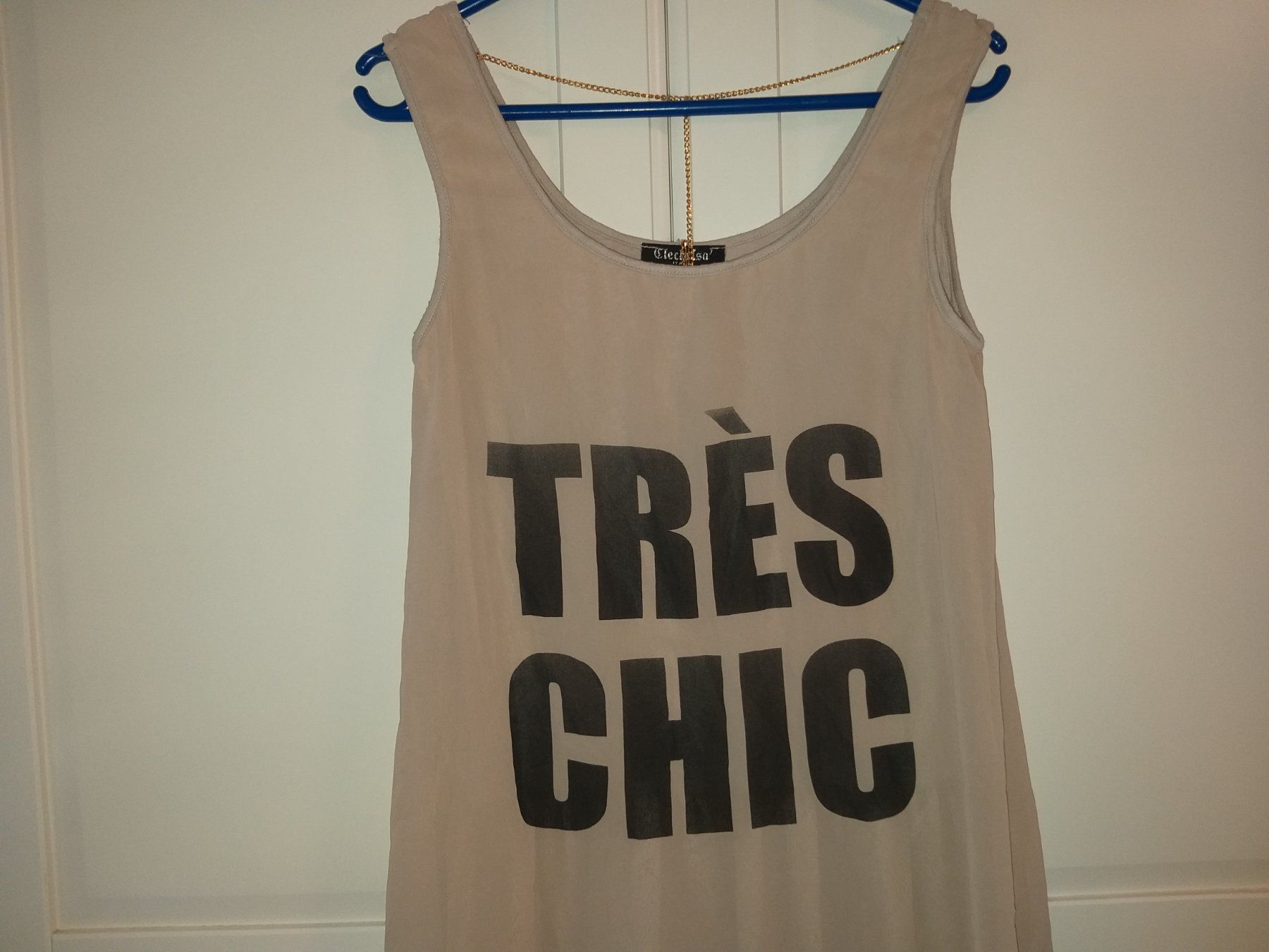 Tops: Top CLECHRISA  Taille / Grosse M – D'occasion à Cossonay-ville par Super-Price-Quality 1