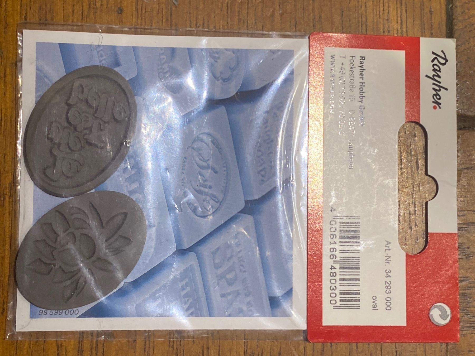 Teglie da forno: Motiv eingiessen seife motif savon – Nuovo (secondo la descrizione) da Lajoux JU venduto da Briard0 2