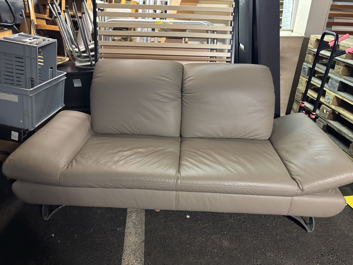 Sofas: Canapé en cuir  – Gebraucht aus Estavayer-le-Lac von bde_mc5x