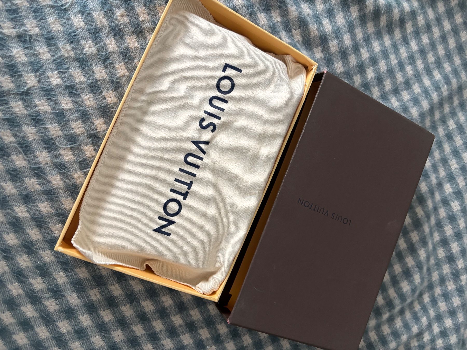 Louis Vuitton Portamonete: LOUIS VUITTON Portefeuille Sarah Emp – Usato da Buttes venduto da ButtA15 9