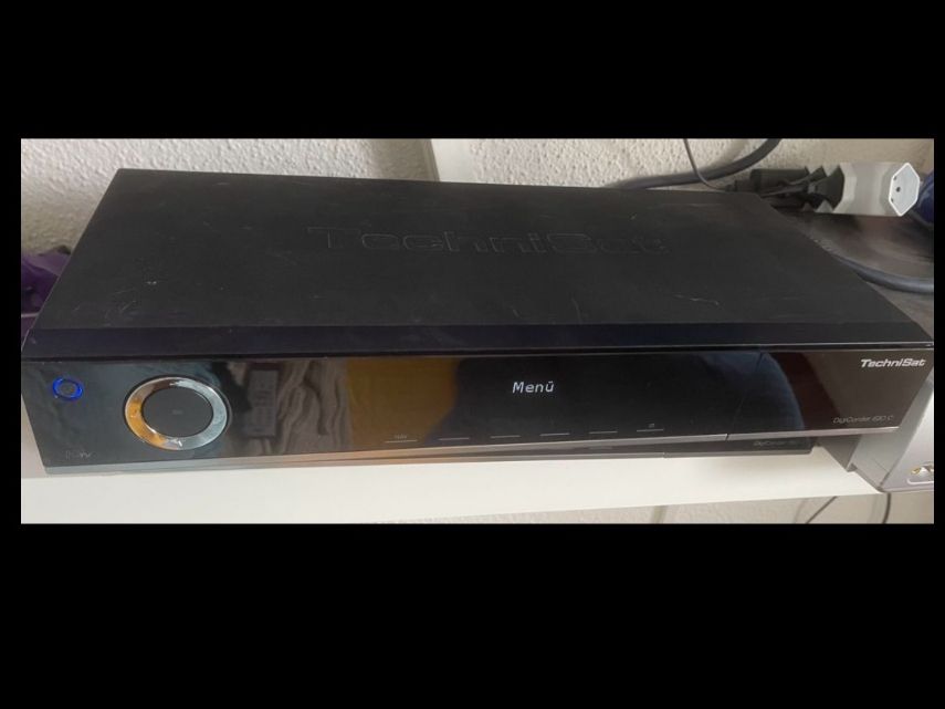 Technisat Ricevitori: TechniSat DigiCorder ISIO C 500GB – Usato da Bärschwil venduto da freaky007