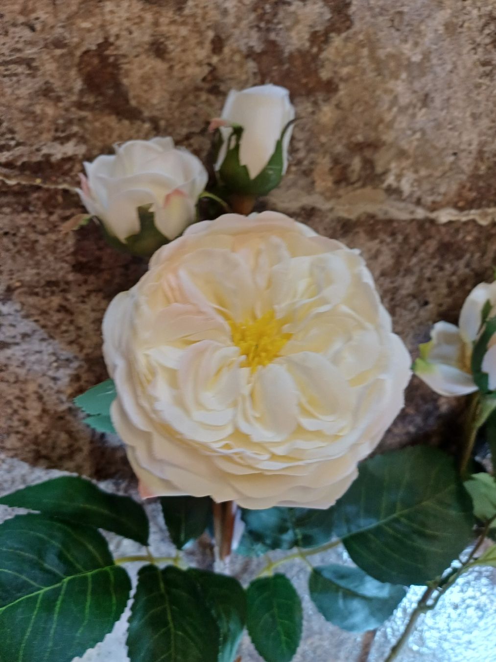 Tutte le decorazioni: neu: Kunstrosen Deko-Blumen Strauss  – Nuovo (secondo la descrizione) da Nassen venduto da verrueckt 3