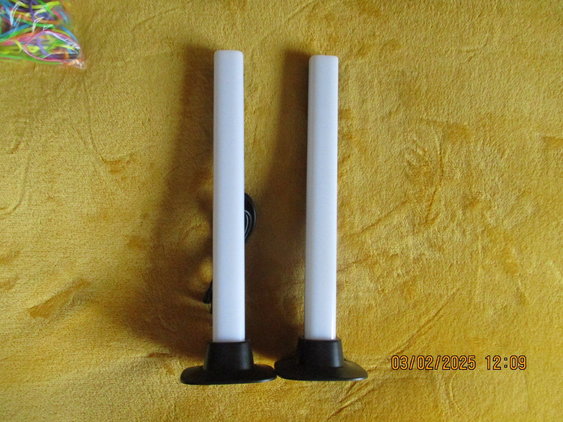 Tutte le decorazioni: TISCH-LED-LEUCHTEN MIT FARBWECHSEL – Nuovo (secondo la descrizione) da Safenwil venduto da universum78