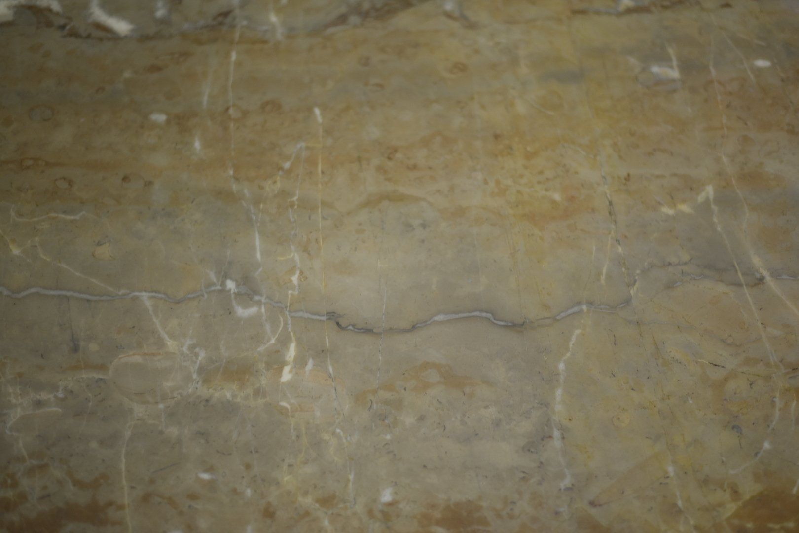 Tavoli: Marmor Couchtisch – Usato da Lichtensteig venduto da UsedINStore 7