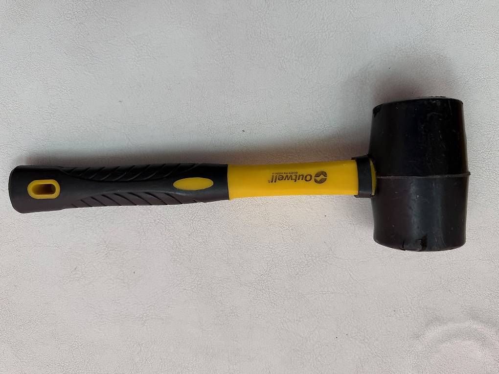 Tous les outils: Camping Hammer – D'occasion à Niederuzwil par Elfen1