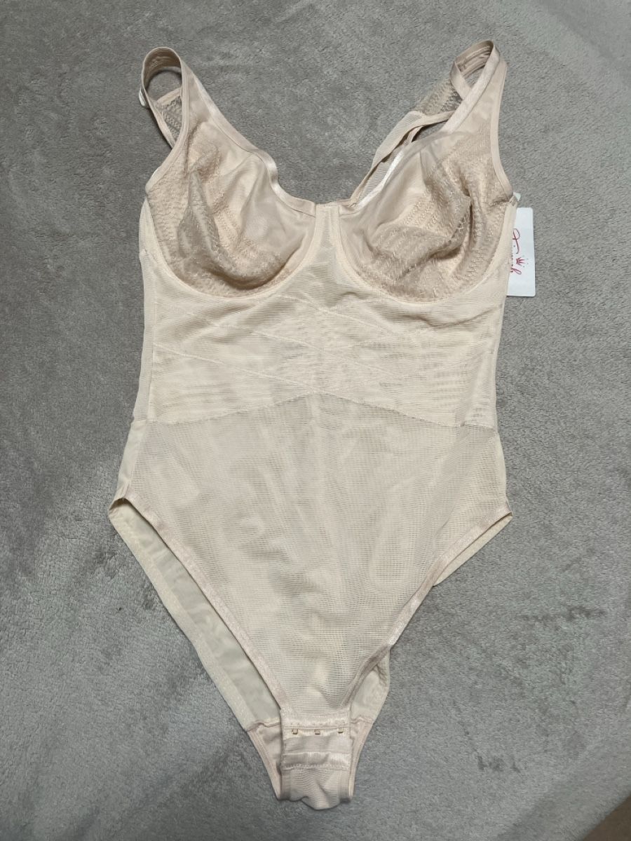 Triumph Altra biancheria intima: Neu Triumph body – Nuovo e nell'imballaggio originale da Basel venduto da aguona