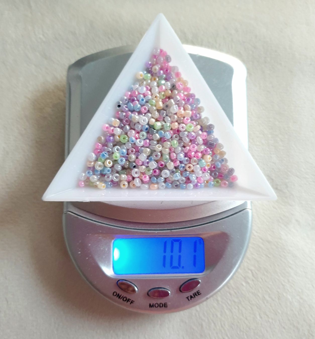 Perle (finte): 10g pastellfarbene glänzende Ceylon Glas-Rocailles 2mm – Nuovo e nell'imballaggio originale da Oberglatt ZH venduto da -your-Style- 2