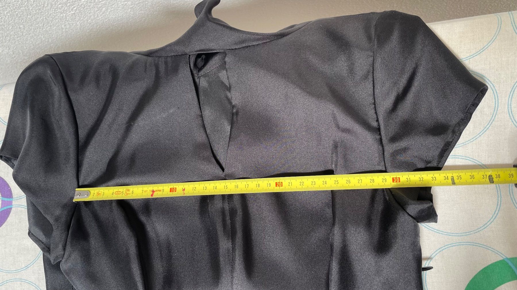 Kleider: Seidenkleid Seventy neuwertig 100% Seide – Neu (gemäss Beschreibung) aus Aarburg von Qin3ze 4