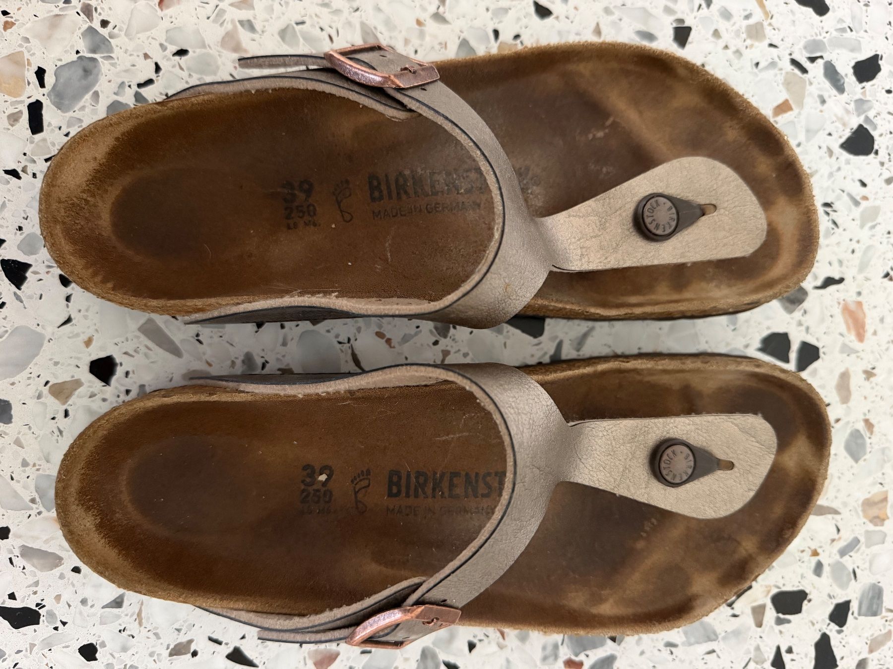 Birkenstock Scarpe da donna: Birkenstock Gizeh Gr 39 – Usato da Zürich venduto da bgg 1