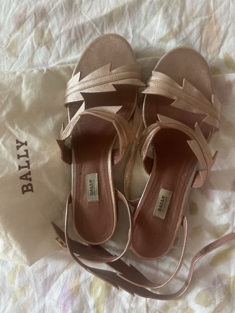 Bally Damenschuhe: Bally rose gold sandals Gr 39 – Gebraucht aus Basel von Greenways 1
