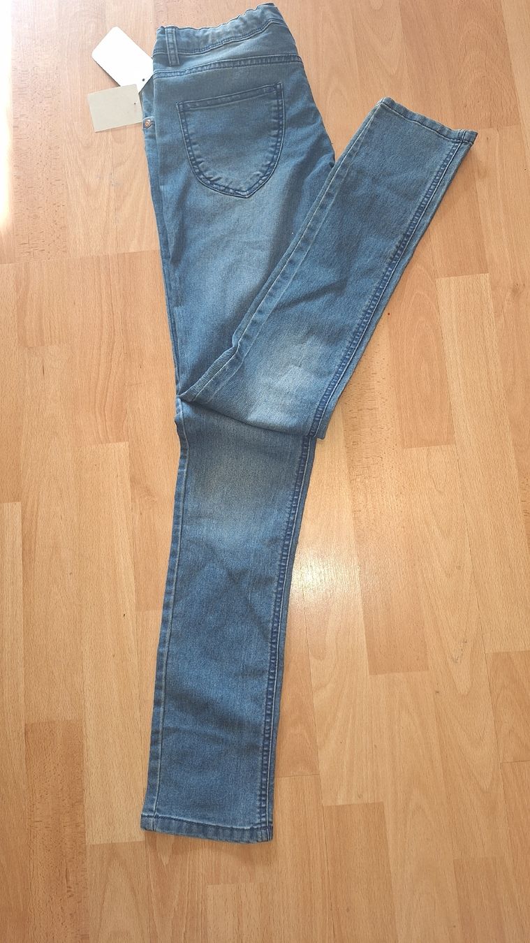 Hosen: Jeans taille 164 neuf avec étiquette – Neu und originalverpackt aus Neuchâtel von Kebah 1