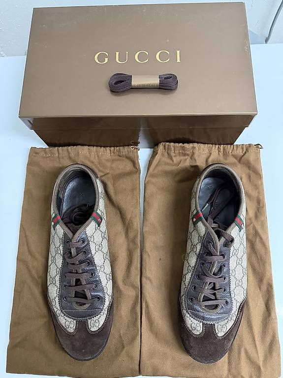 Gucci Herrenschuhe: Chaussure / sneakers Cucci – Gebraucht aus Les Acacias von tom_7tkh