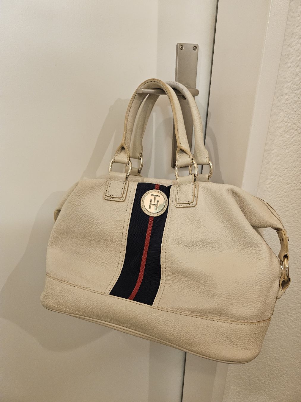 Tommy Hilfiger Borse da donna: Tommy Hilfiger Lederhandtasche – Usato da Zürich venduto da boginja