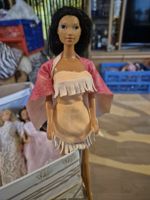 Disneys Barbie Pocahonta by Mattel ca 1995