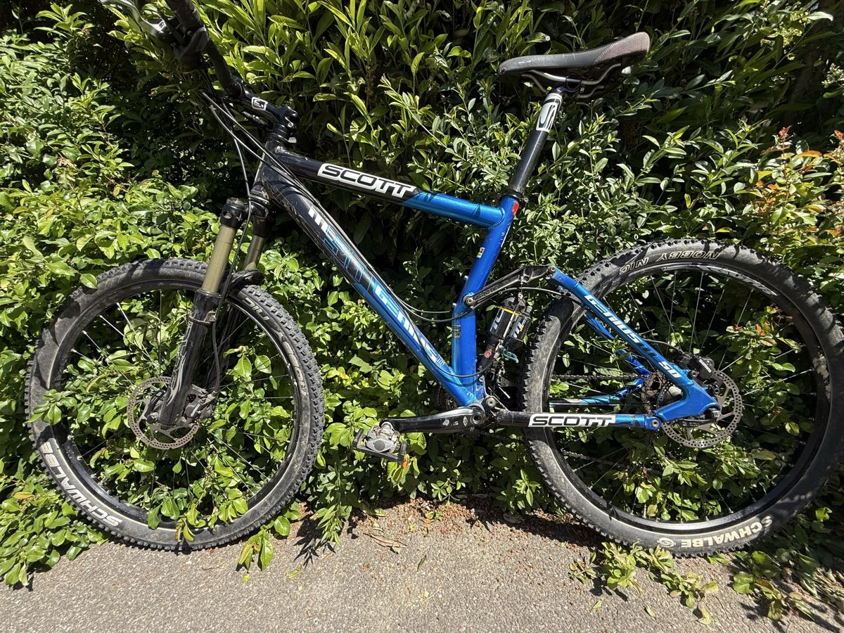 Scott Biciclette: Scott Genius MC marathon M blau/schwarz – Usato da Wiesendangen venduto da lurobas 1