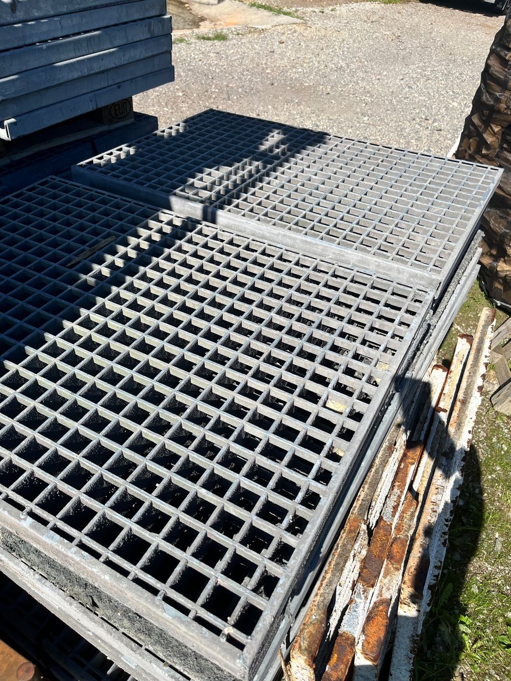 Griglie e Inferriate: Gitterrost – Usato da Kaltbrunn venduto da MA5555