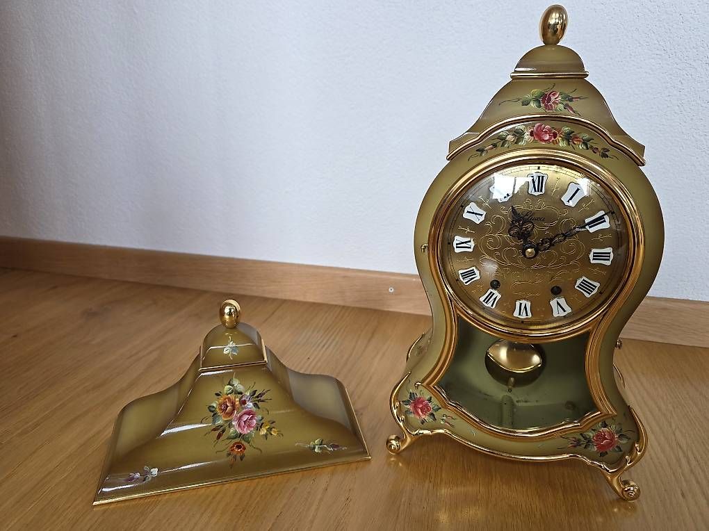 Eluxa Orologi da terra & Orologi da parete: Eluxa Wand- oder Standuhr – Usato da Heiligenschwendi venduto da Priska_Gyarmati 1