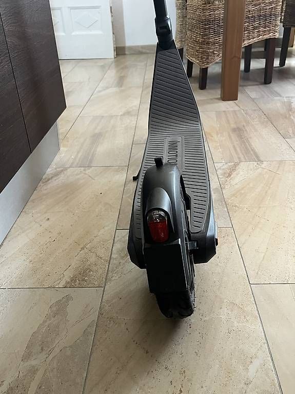 Kickboard: Monopattino elettrico  – Usato da Lugano venduto da ais_7cdw 3