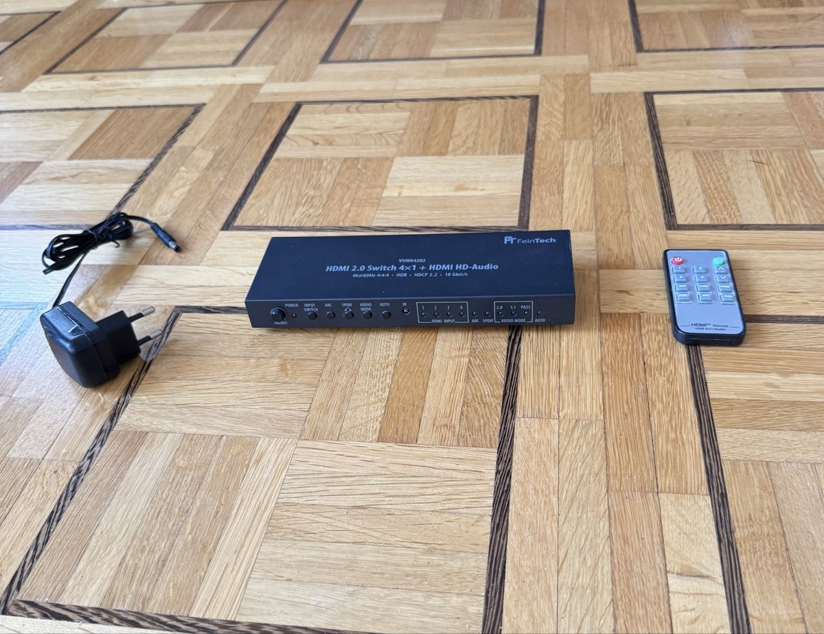 Hub & Switch: FeinTech VSW04202 HDMI 2.0 Switch 4x1 with HD Audio & Remote – Usato da Luzern venduto da gparadise1