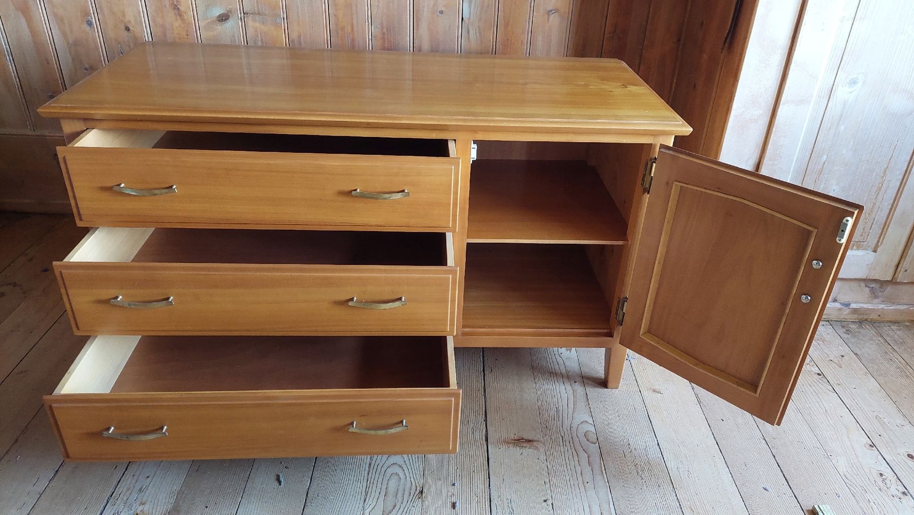 Commodes: gebrauchte Kommode – D'occasion à Kerns par Ueli73 1