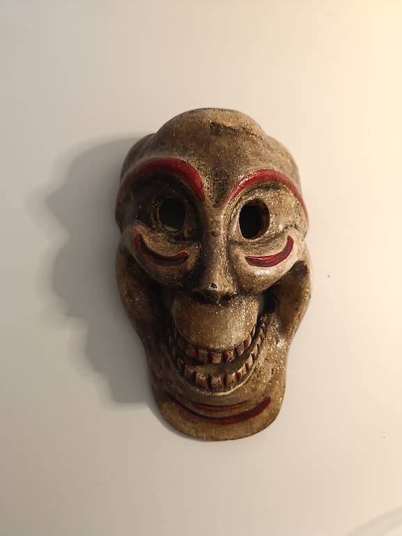 Autres antiquités ou arts: [Collection] Masque de Citipati cacheté cire – D'occasion à Lausanne par ber_qk5j
