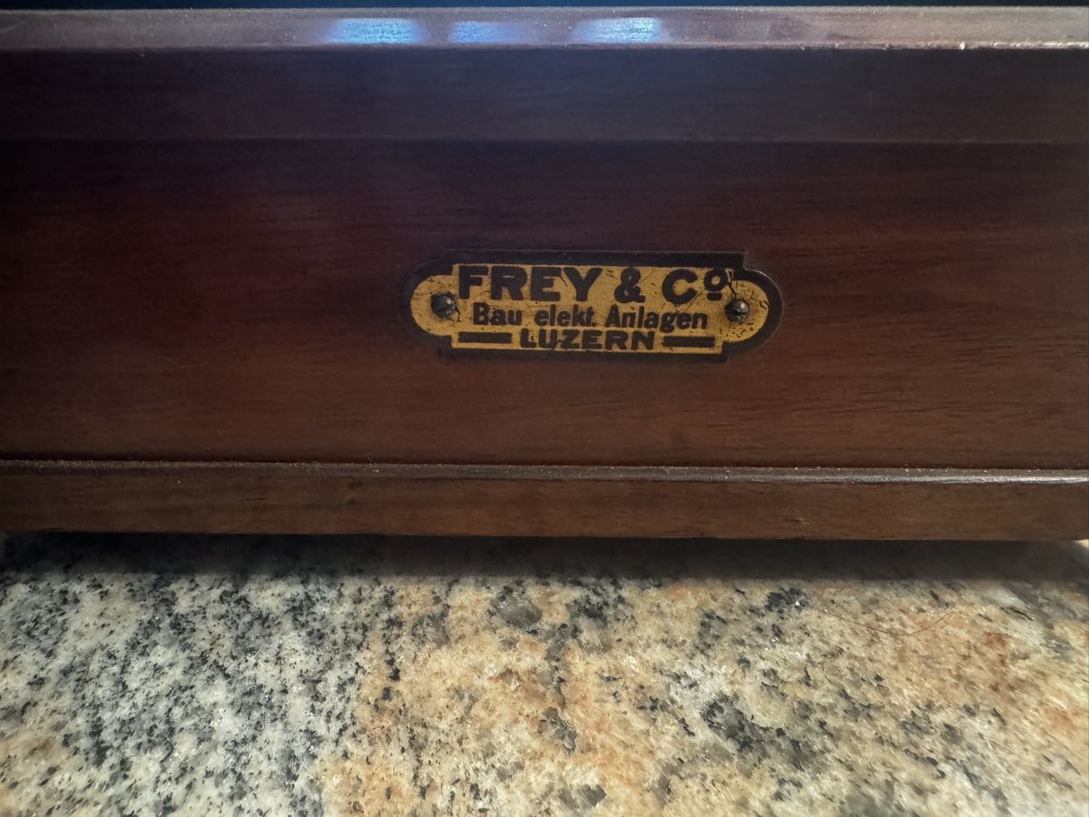 Téléphones: Antikes Telephon-antique telephone – Défectueux à Olten par Asaliya 3