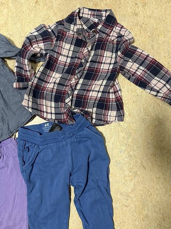 Lotti & Set di vestiti: Kleiderpaket für Mädchen Gr.86 – Usato da Pfungen venduto da FloretaK 1