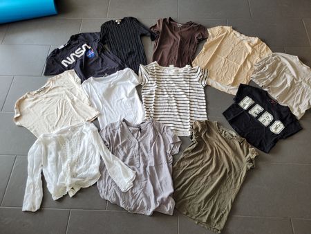 Diverse Teenie Shirts Grösse S guter Zustand