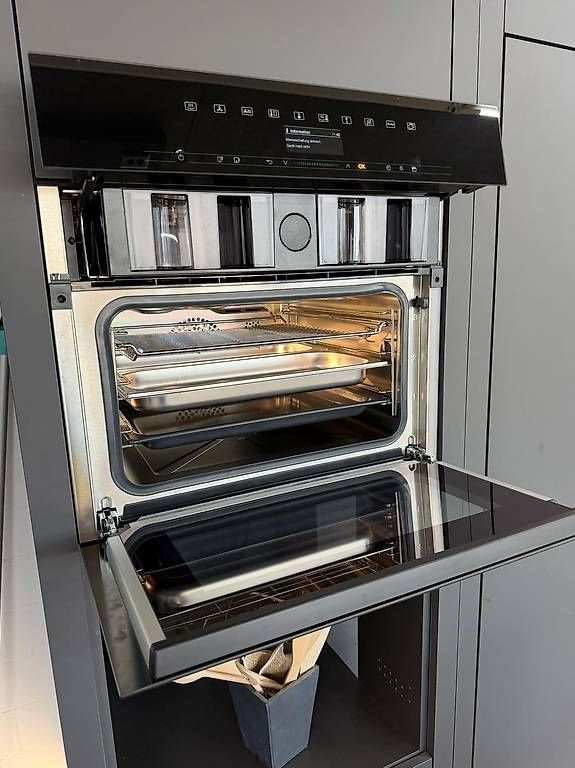Miele Forni: Miele DGC 7440X Kompakt-Dampfbackofen Obsidianschwarz – Nuovo (secondo la descrizione) da Egg b. Zürich venduto da Appi11 1