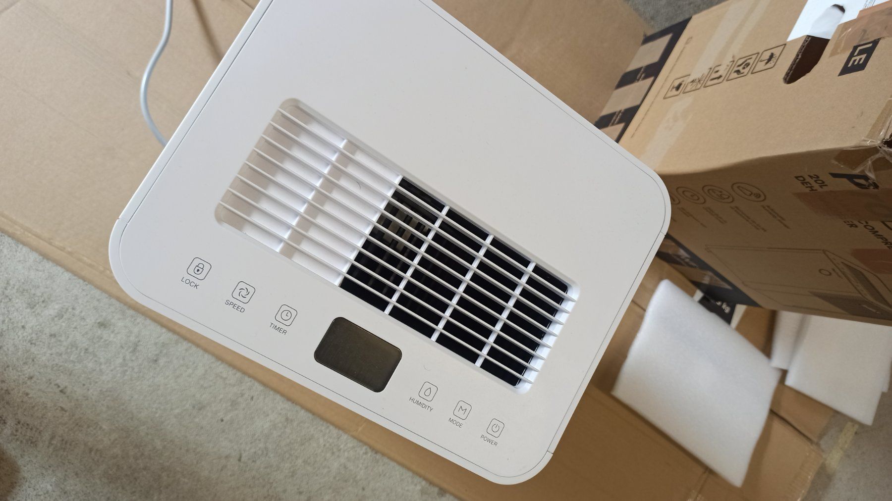 Deumidificatori: Dehumidifier 4L tank – Usato da Effretikon venduto da cha_w8ks 3