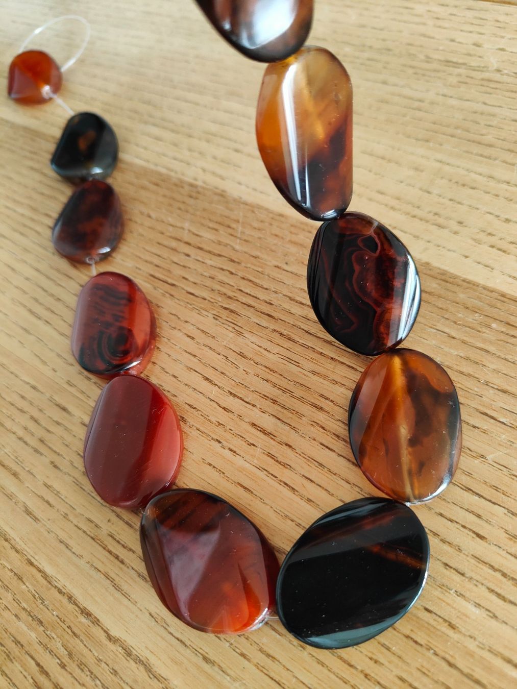Pietre preziose: Buntachat, oval twist ca: 37x26x7mm – Nuovo e nell'imballaggio originale da Rümlang venduto da 21f 4