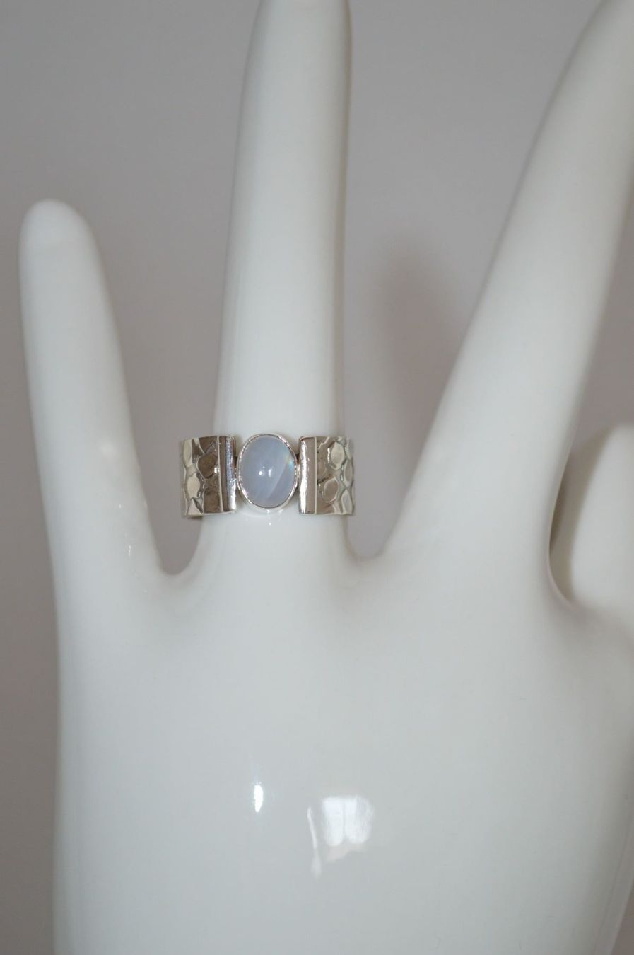Anelli: LABRODARIT & MOONSTONE RING  Gr.18.5 – Nuovo (secondo la descrizione) da Berg TG venduto da marta970