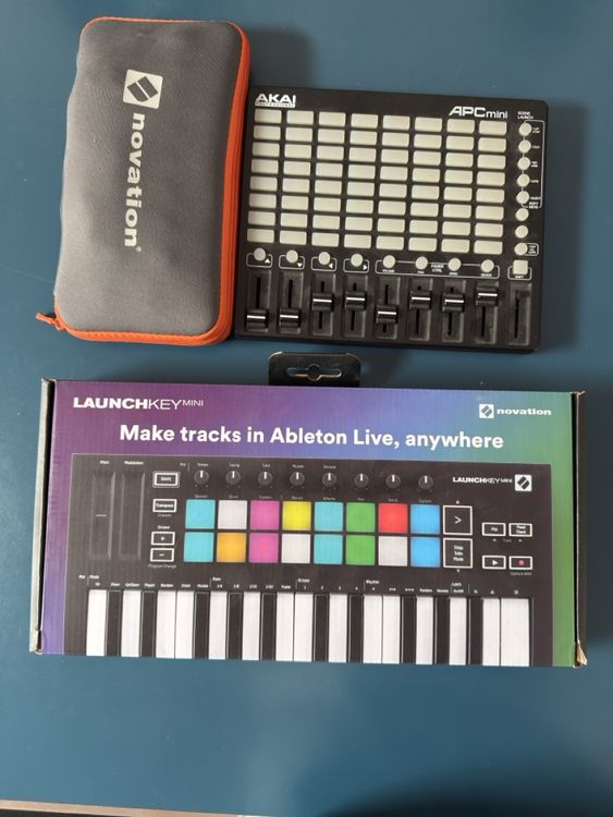 Launchkey Mini & AKAI APCmini - Set Completo per Ableton (Usato) a ...