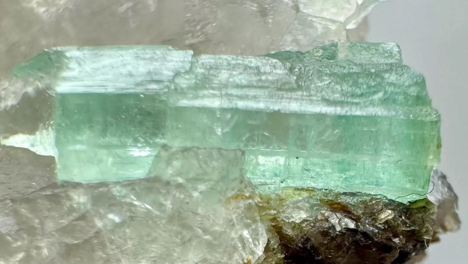 Minerali & Pietre curative: Gemmy Emerald ,Chitral District, Pakistan – Usato da Figino venduto da panshop 6